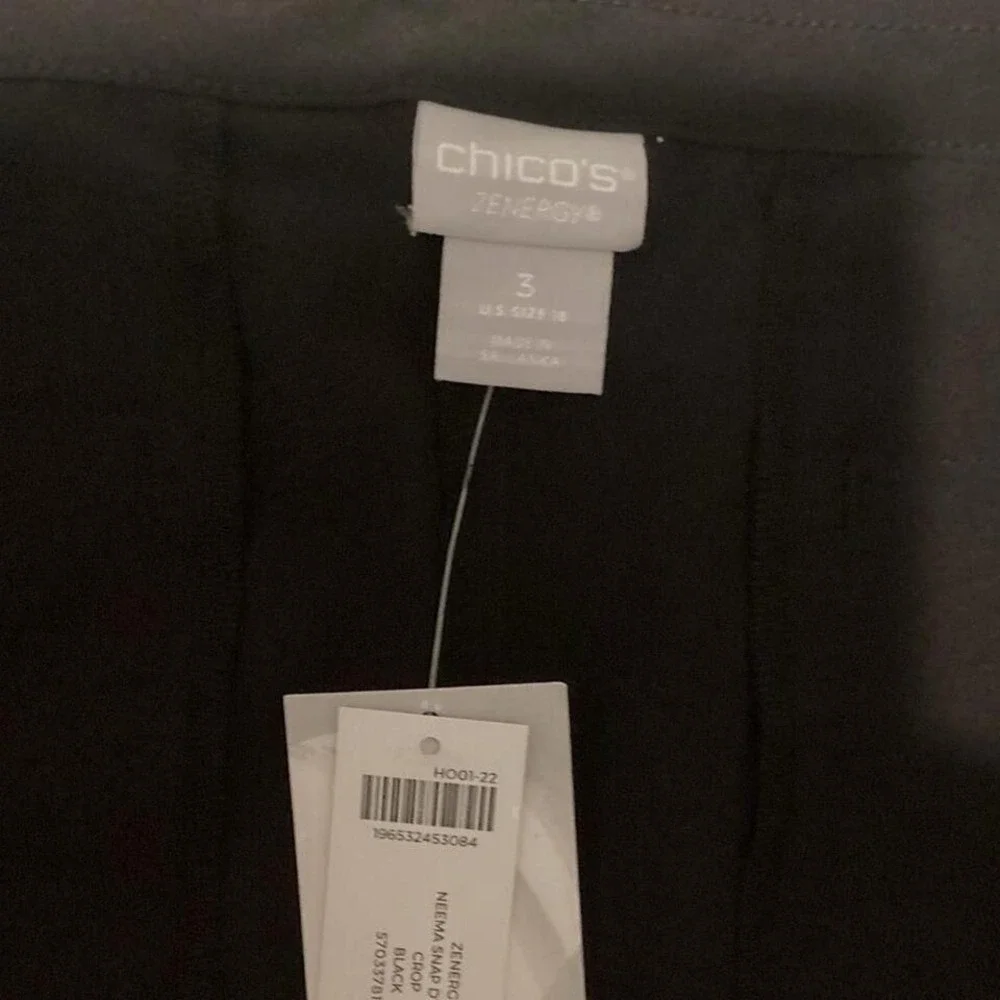 NWT Chico's ZENERGY black neema crop snaps Polished Cotton‎ ankle pants size 16